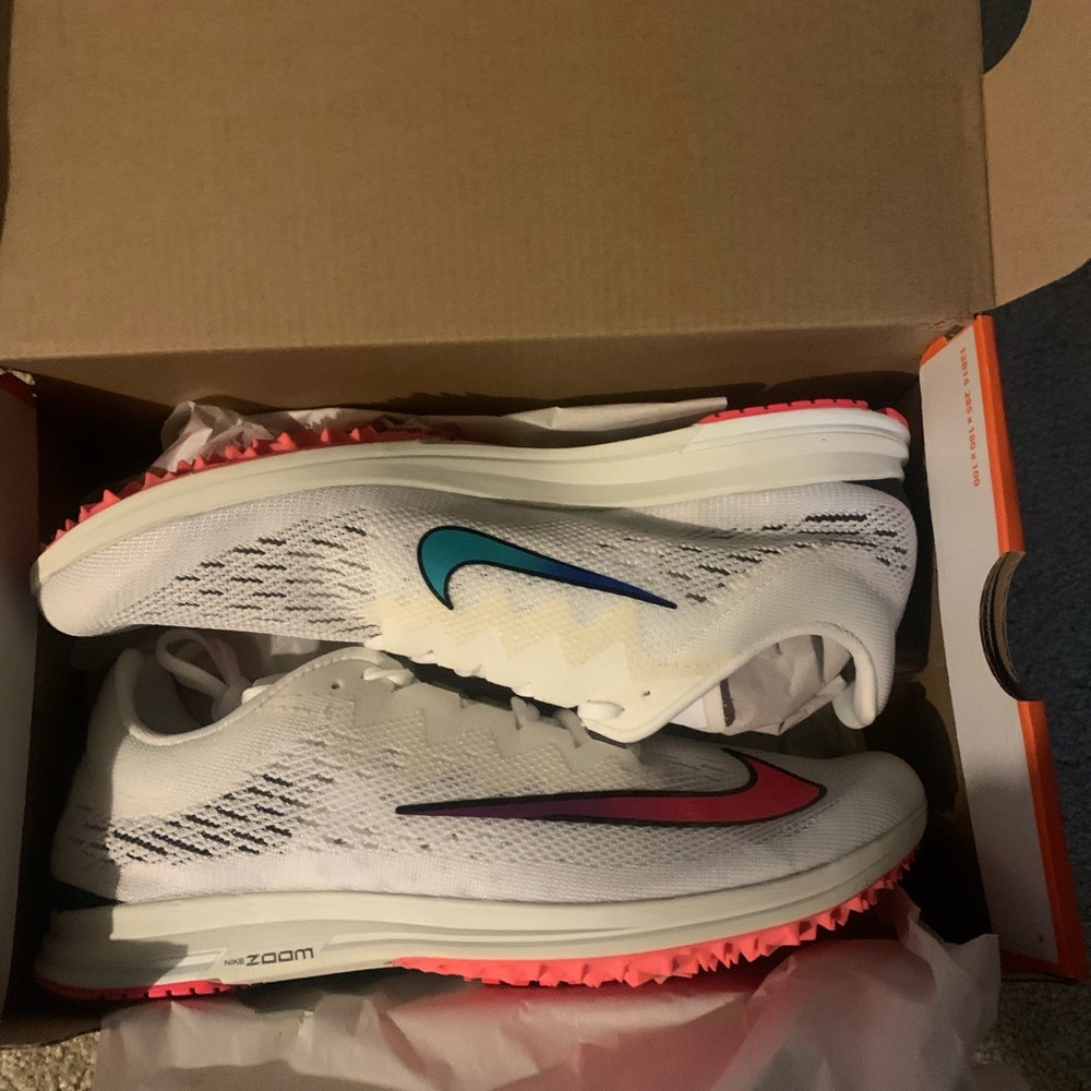 Nike White and Pink Zoom Sneakers